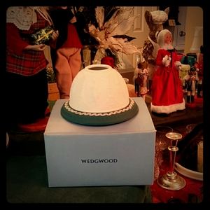 3" jade&white Wedgwood lithopane